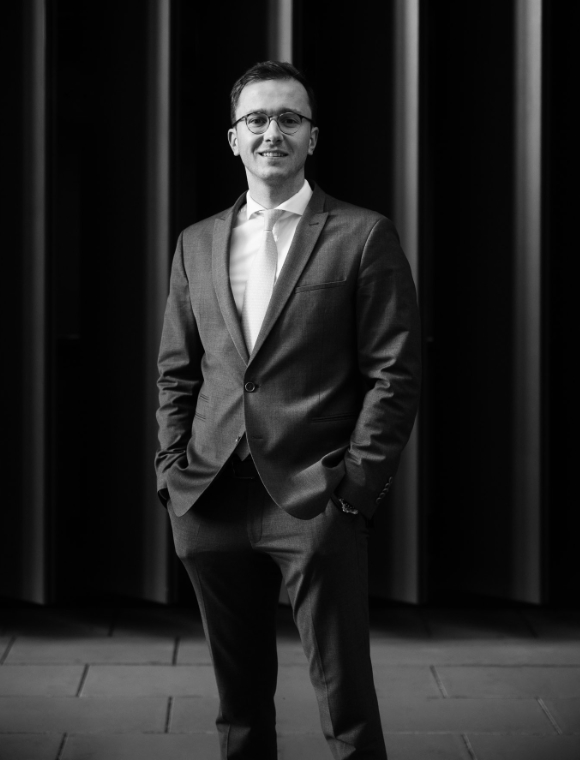 Dr. Matthias Stipanitz, LL.M.